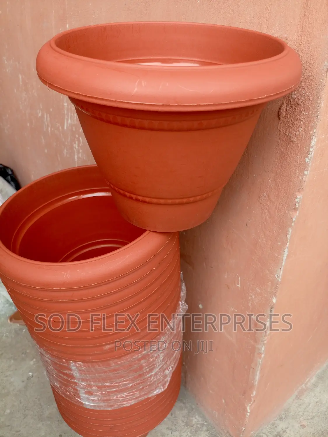 Portable Papillon Flower Vase in Lagos Island (Eko) Garden Supplies