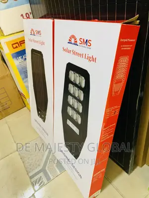 SMS 600w Solar Street Light With 2yrs Warranty