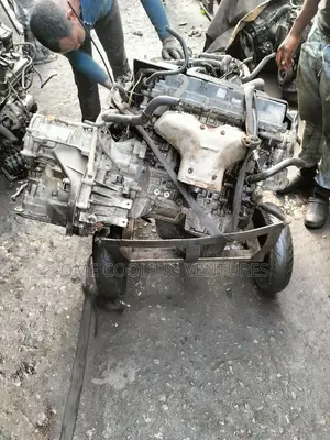 Complete Set of Engine and Gear Box for Toyota Corolla 2005