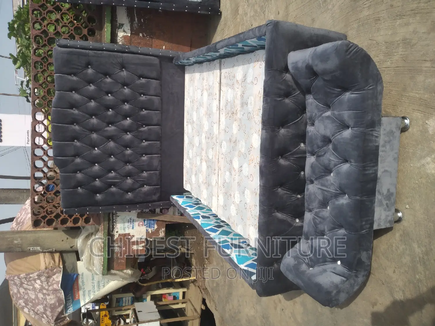 Quality 4.5by6 Upholstery Padded Bed Frame With One Footrest