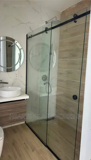 10mm Tempered Shower Enclosure ( Not Frosted)
