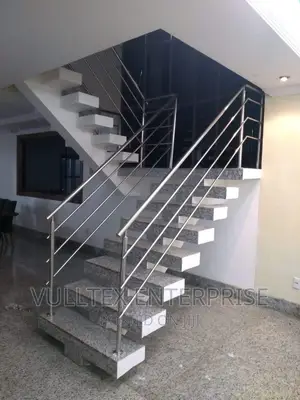 Lining Stainless Steel Staircase Rails