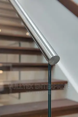 Stainless Top Glass Staircase Rail