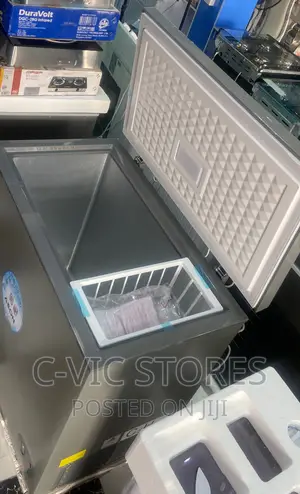 Aeon Chest Freezer - 200 Litres