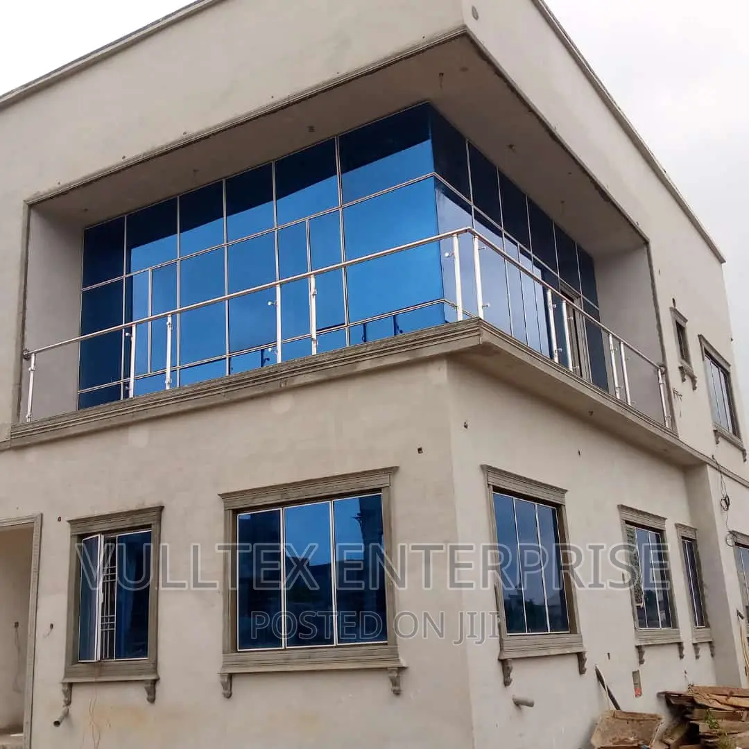 Glass Curtain Wall Using Reflective Glass.