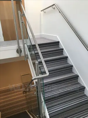 Stainless Steel Frame and Glass Stair Handrail