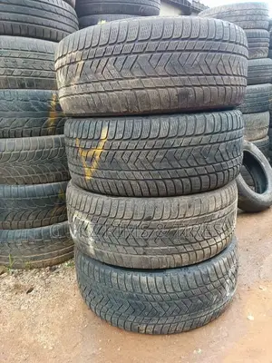 255/55r18 Tokunbo Tires