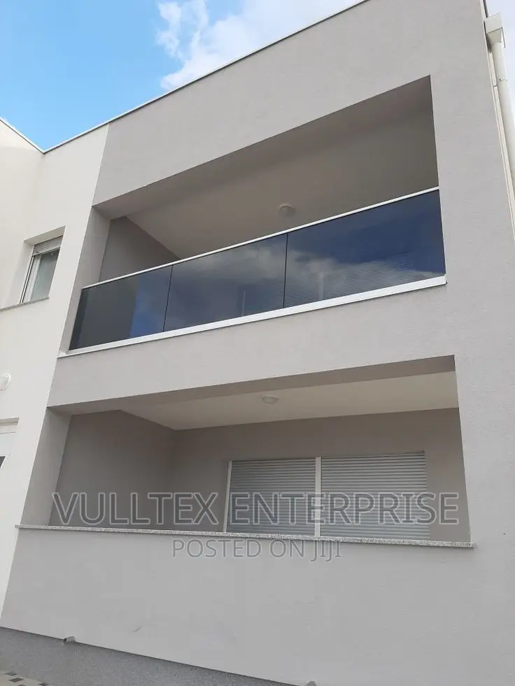Powder-Coated Balcony Glass Handrail