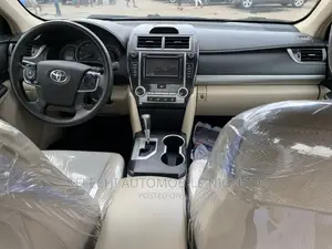 Toyota Camry 2012 Gold