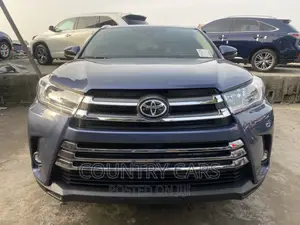 Toyota Highlander Limited 2019 Blue