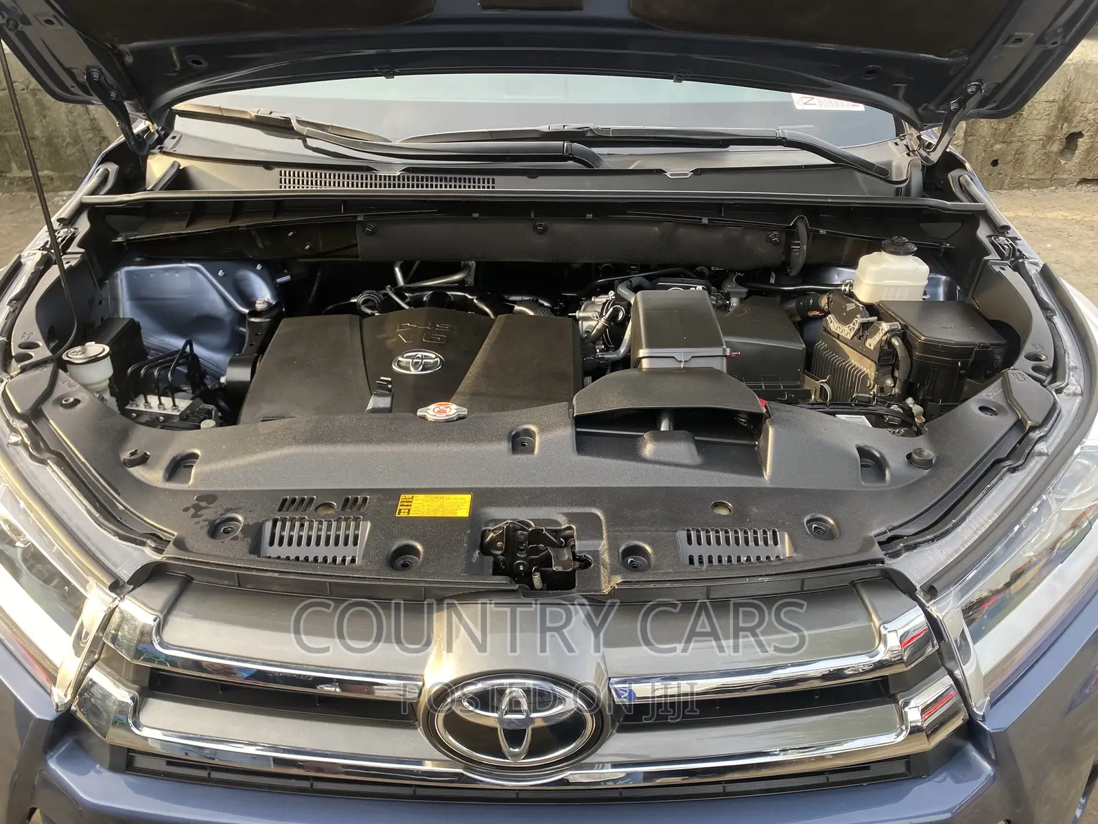 Toyota Highlander Limited 2019 Blue