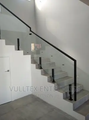 Contemporary Glass Railing System