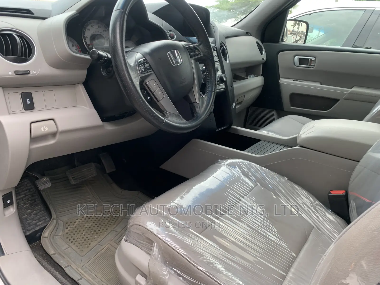 Honda Pilot 2011 Silver