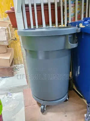 80litres Round Industrial Waste Bin With 4 Tires