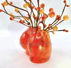 Bum Flower Pot