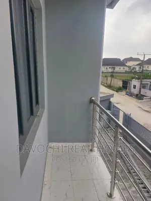 2bdrm Block of Flats in Immediately After for rent