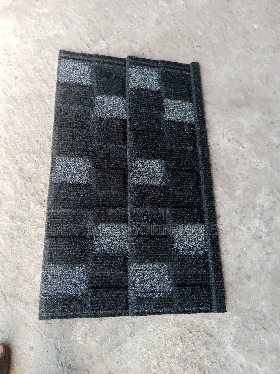 Shingle Black Metro Tiles.