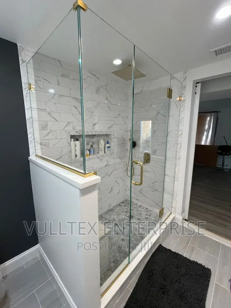 Half Built Bathroom Glass Cubicle
