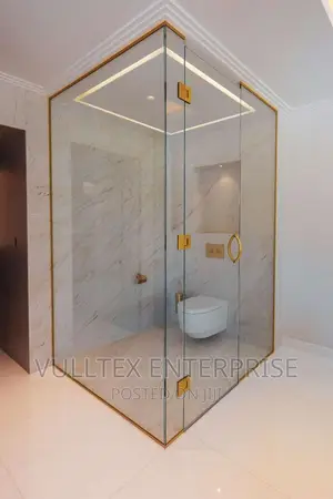 Gold Accessories Full Bathroom Cubicle