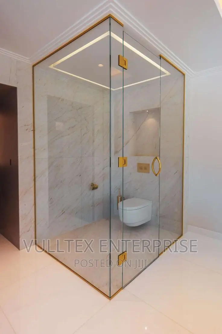 Gold Accessories Full Bathroom Cubicle