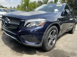 Mercedes-Benz GLC-Class 2017 Blue