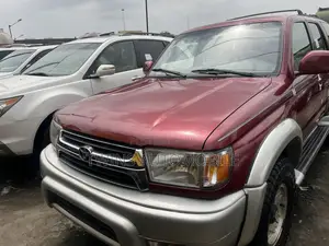 Toyota 4-Runner 2002 Red