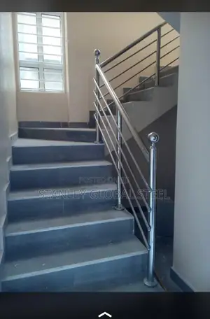 Stainless Staircase Rails Stand