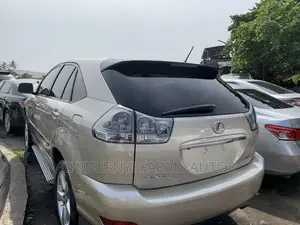 Lexus RX 330 2006 Gold