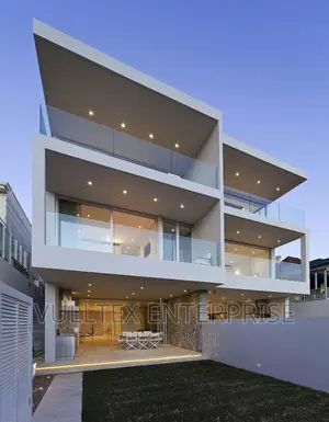 Top. Notch Balcony Glass Railing