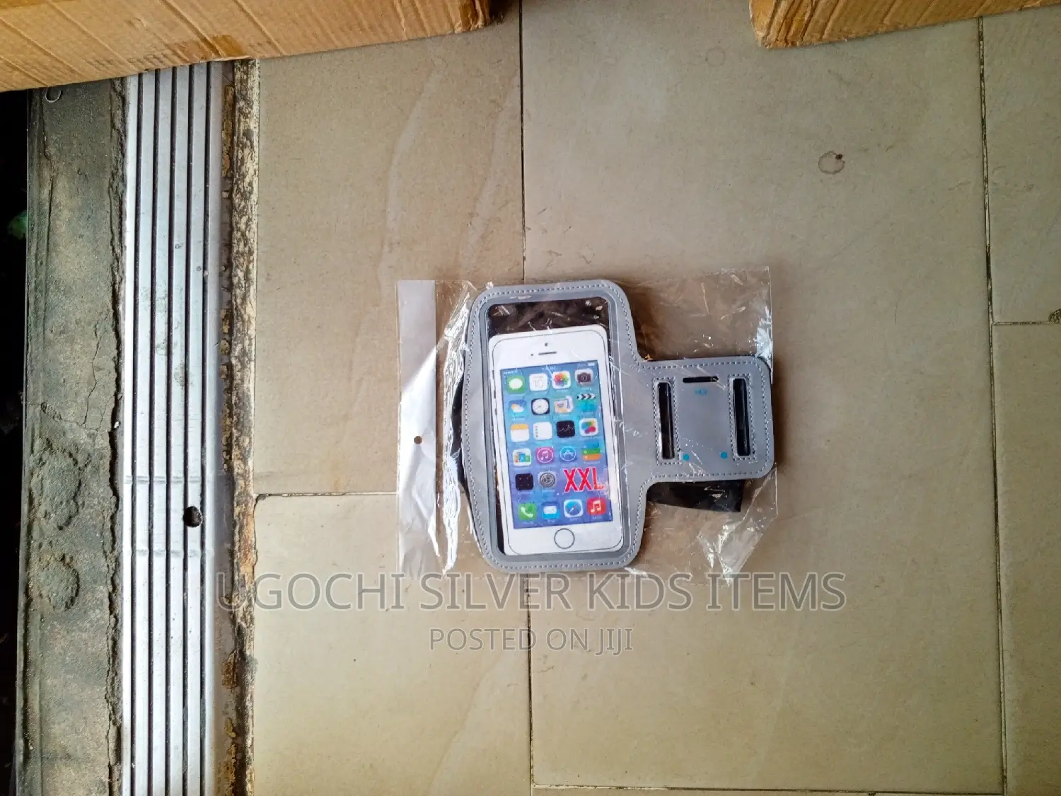 Phone Arm Pouches