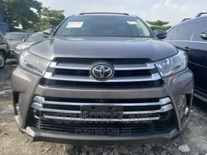 Toyota Highlander 2018 Gray