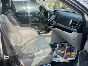 Toyota Highlander 2018 Gray