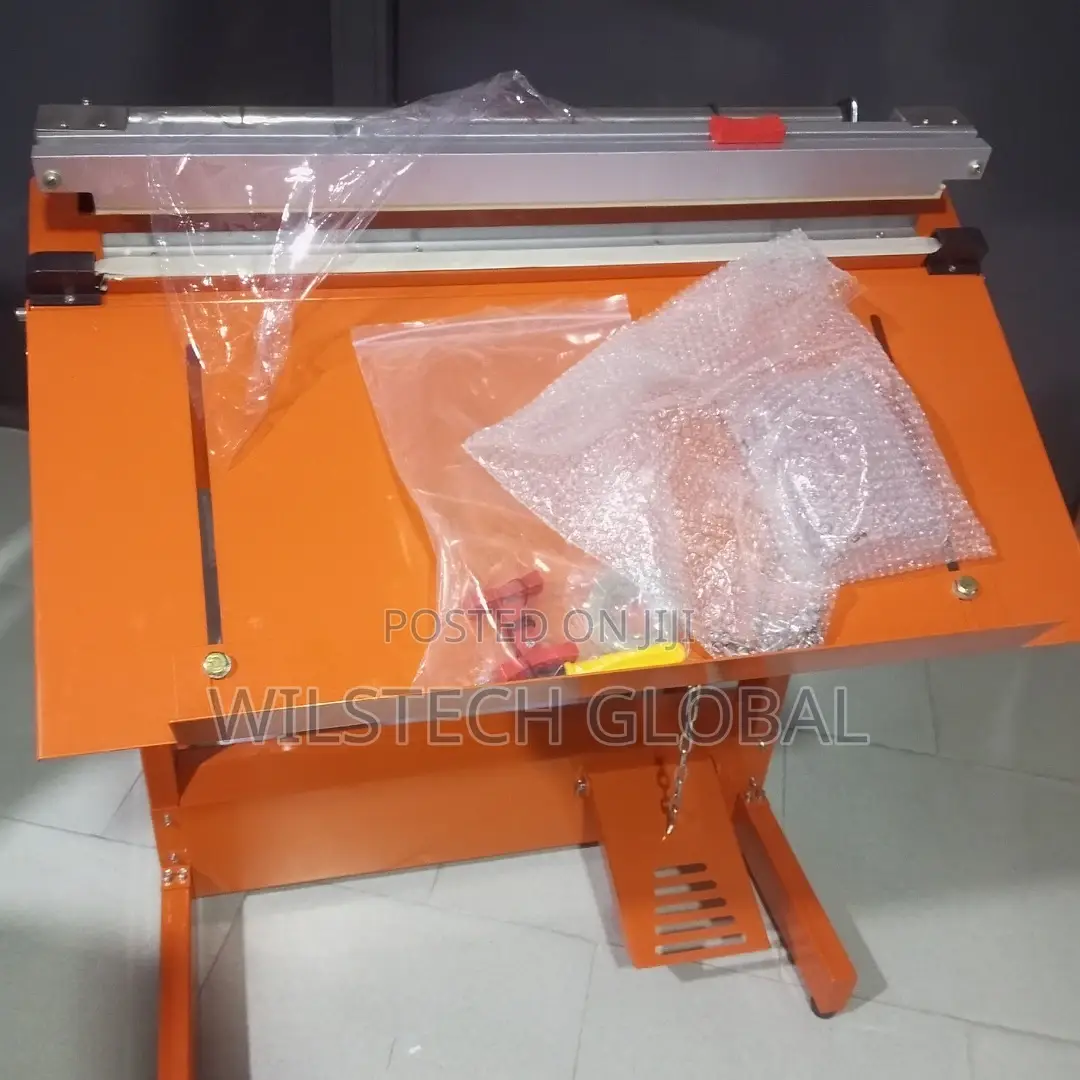 Pedal Sealing Machine With Cutting