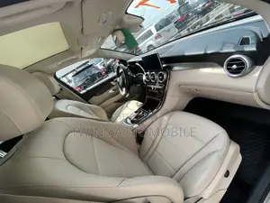 Mercedes-Benz GLC-Class 2016 Blue