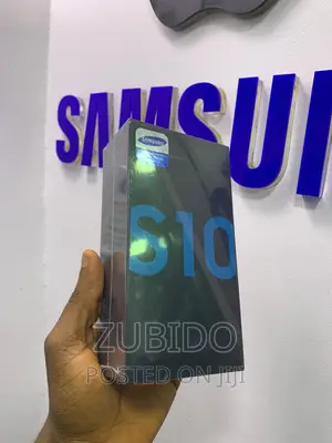 New Samsung Galaxy S10 128 GB Blue