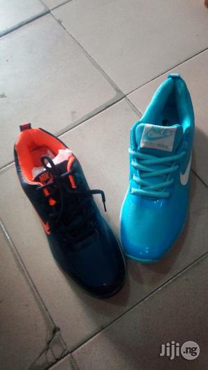Canvas Nike And Adidas