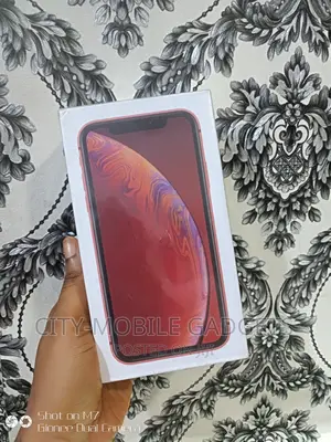 New Apple iPhone XR 64 GB Red