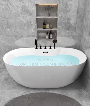 Self Standing Executive Bathtub