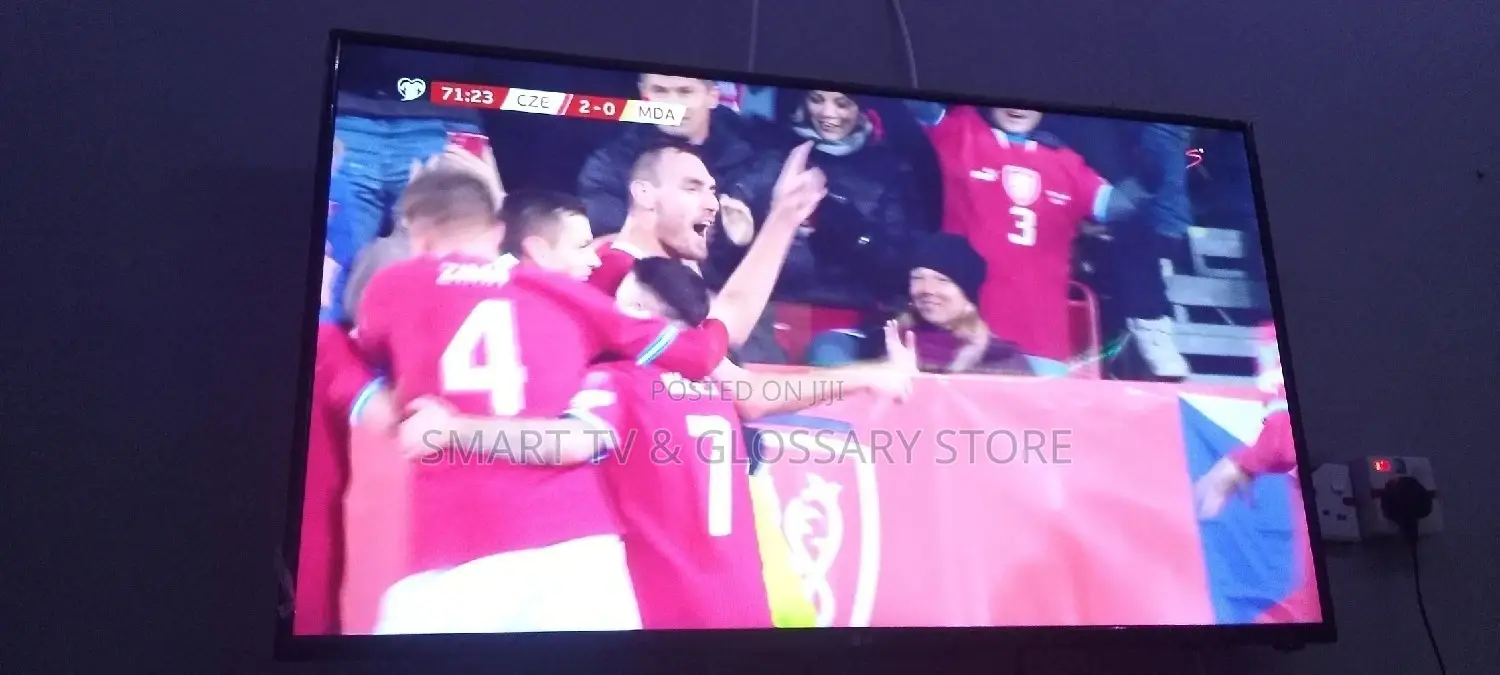 Smart Android Hisense 43" TV