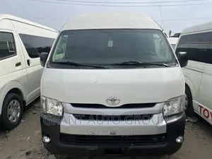 Toyota HiAce 2019 Silver