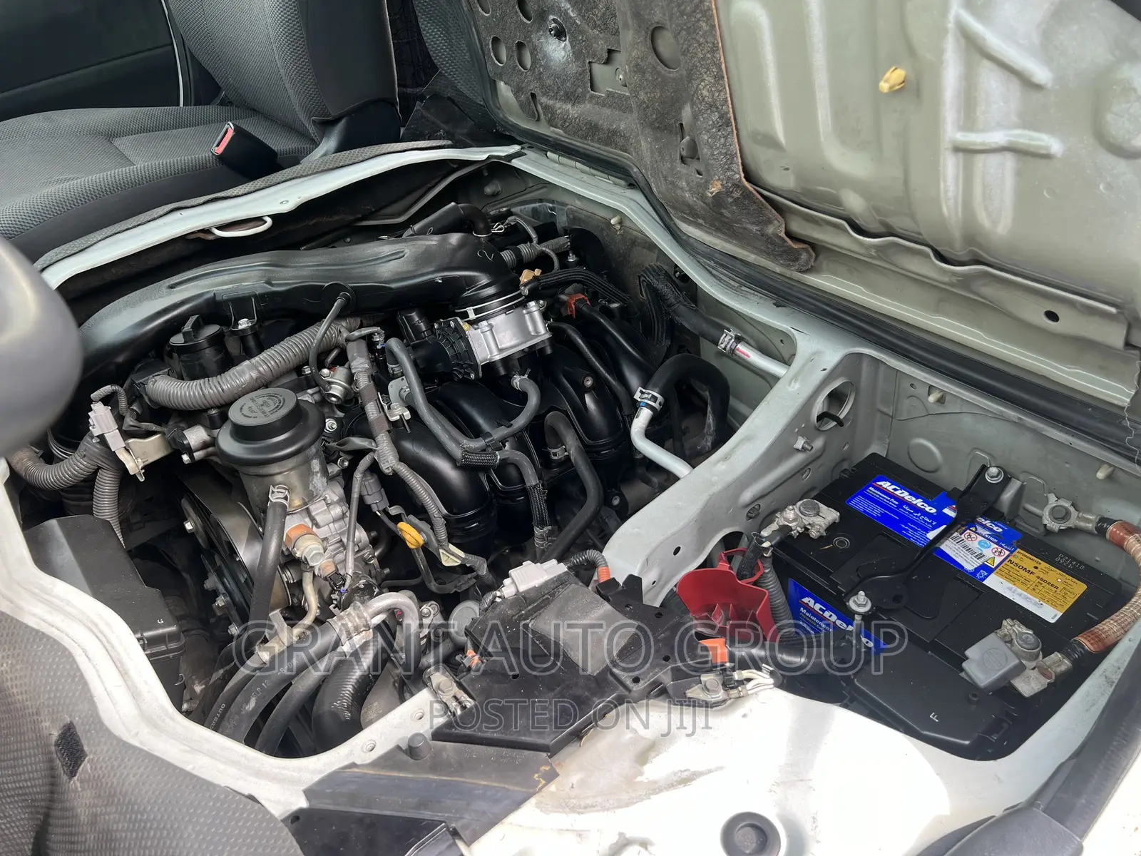 Toyota HiAce 2019 Silver