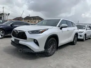Toyota Highlander Limited AWD 2020 White