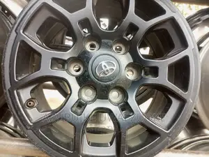 15"Rim Toyota Hilux