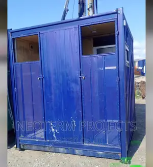 Site Mobile Insulated Wall Toilet