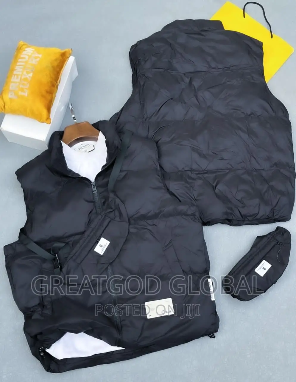 Sleeveless Jacket
