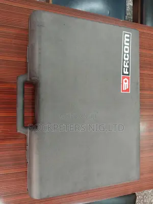Facom 912A Petrol Engine Compression Test Set