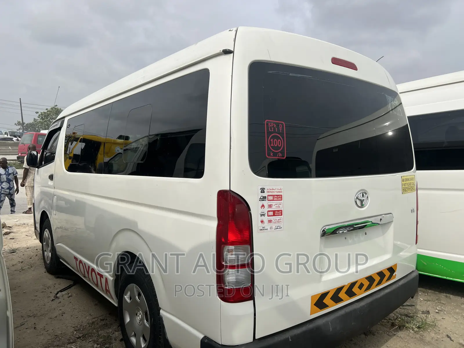 Toyota HiAce 2012 White