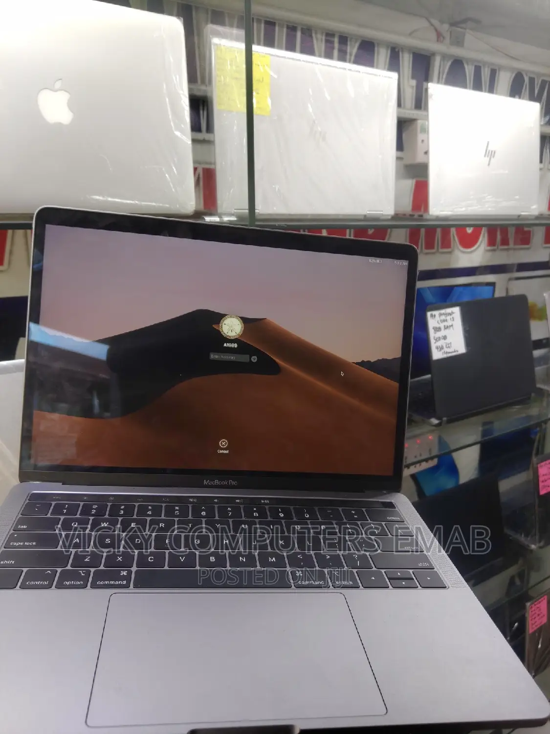 Laptop Apple MacBook Pro 2018 16GB Intel Core I7 SSD 512GB