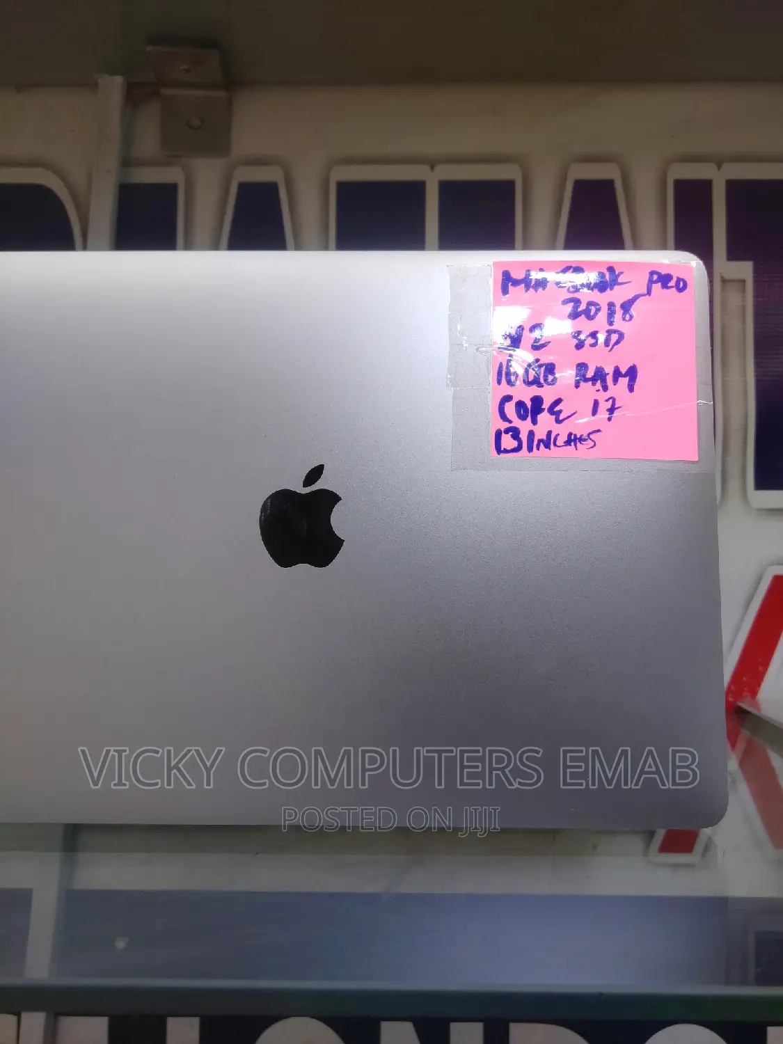 Laptop Apple MacBook Pro 2018 16GB Intel Core I7 SSD 512GB