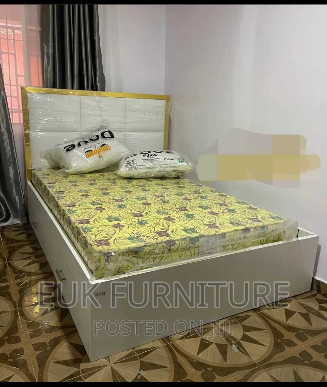 4.5 by 6 Bed Frame Without Mattress